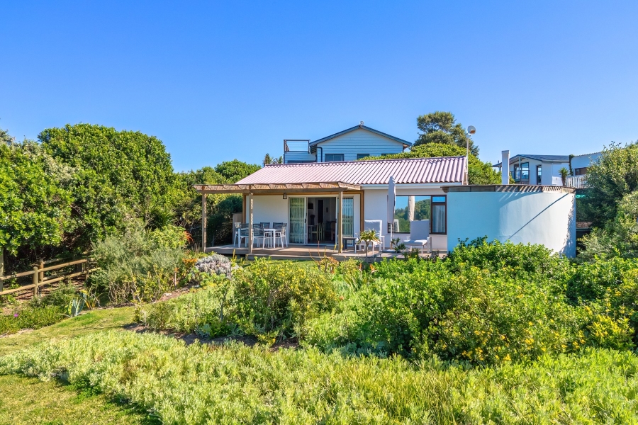 2 Bedroom Property for Sale in Keurboomstrand Western Cape